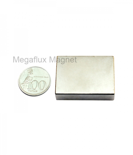 kotak 40 mm x 30 mm x 10 mm, Neodymium Magnet, super kuat